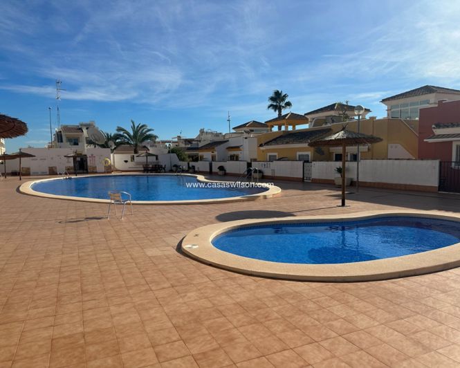 Image No.1-3 Bed Villa for sale