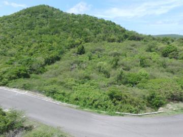 1 - Willoughby Bay, Land