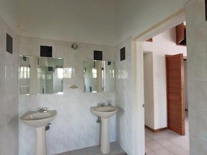 Image No.18-4 Bed Mansion for sale