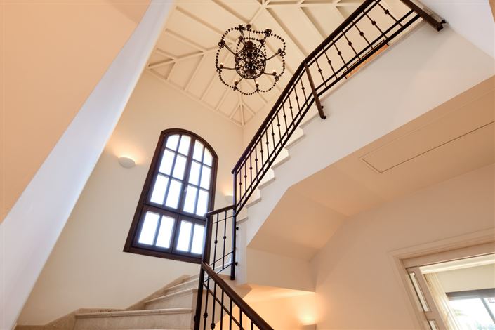 Image No.50-5 Bed Apartment for sale