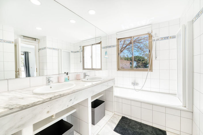 Image No.28-5 Bed Penthouse for sale