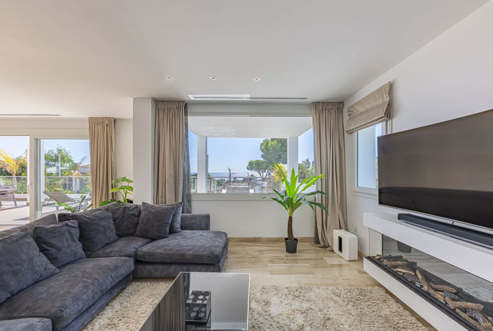 Image No.10-5 Bed Villa for sale