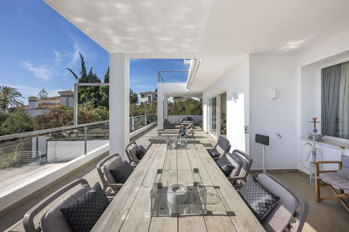 Image No.17-5 Bed Villa for sale