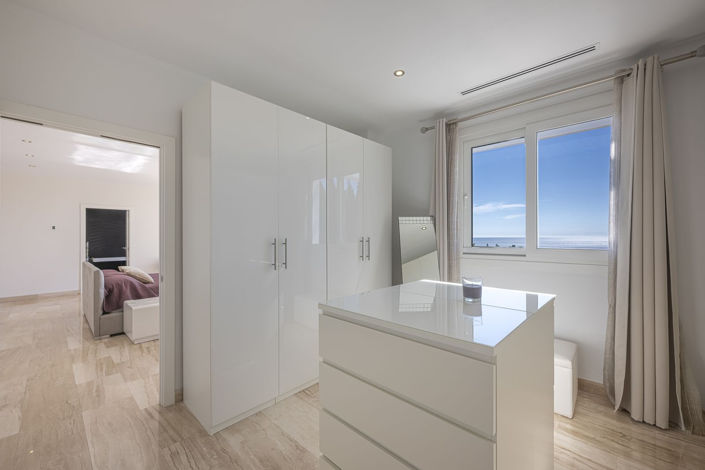 Image No.29-5 Bed Villa for sale