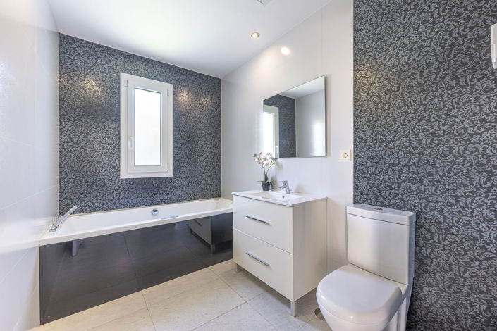 Image No.36-5 Bed Villa for sale