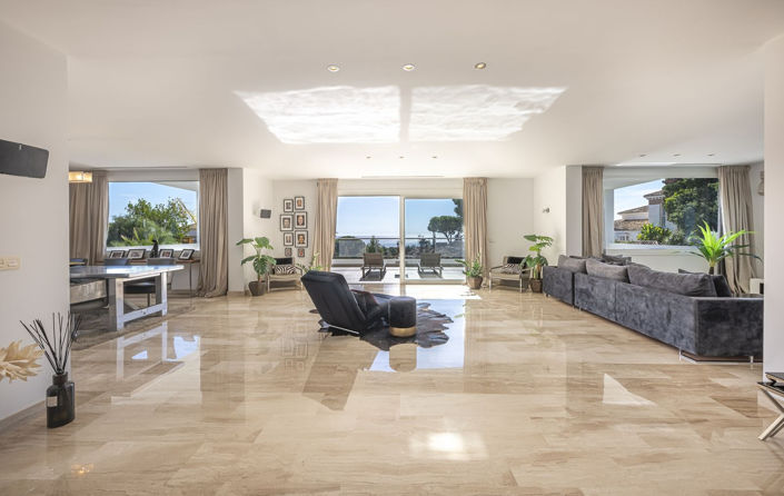 Image No.8-5 Bed Villa for sale