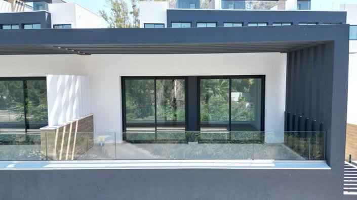 Image No.3-3 Bed Townhouse for sale