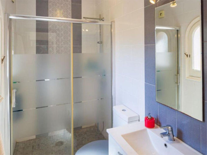 Image No.12-4 Bed Villa for sale