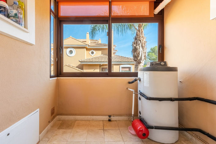 Image No.20-3 Bed Apartment for sale