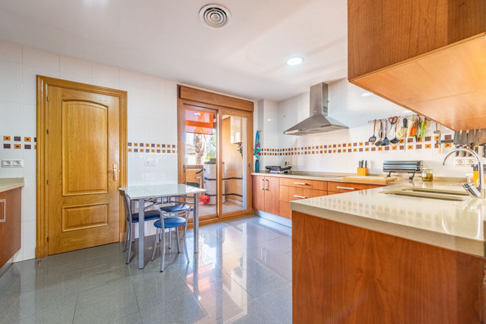 Image No.7-3 Bed Apartment for sale