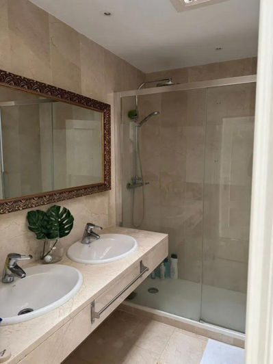 Image No.12-3 Bed Townhouse for sale