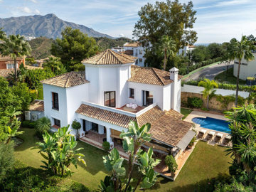 4 Bed Villa for sale
