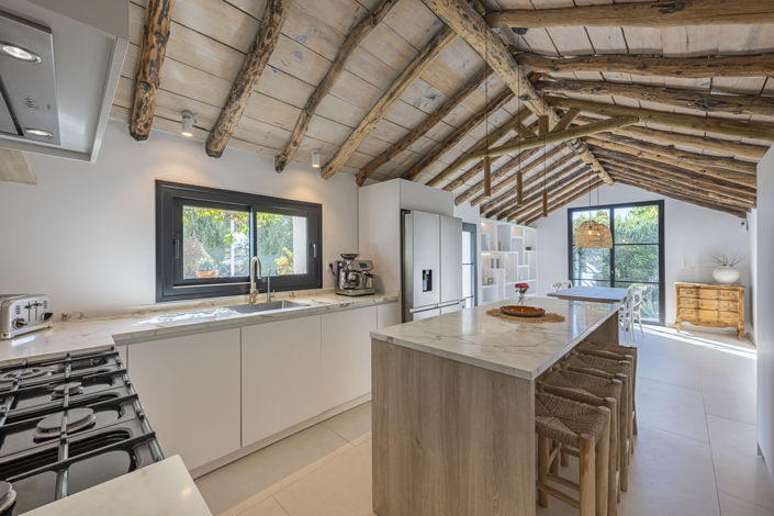 Image No.1-4 Bed Villa for sale