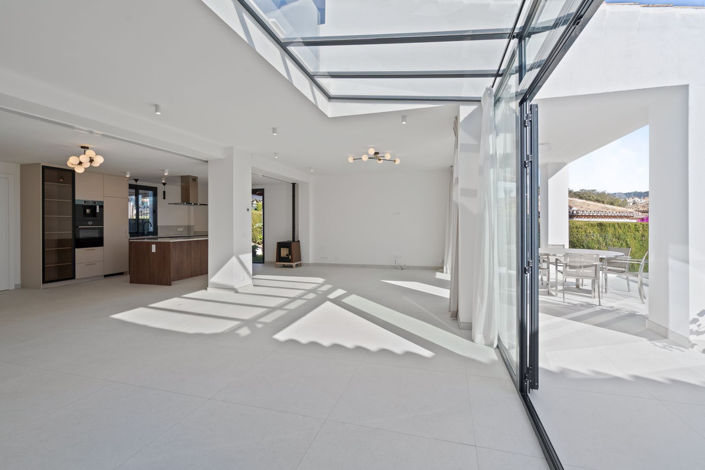 Image No.12-4 Bed Villa for sale