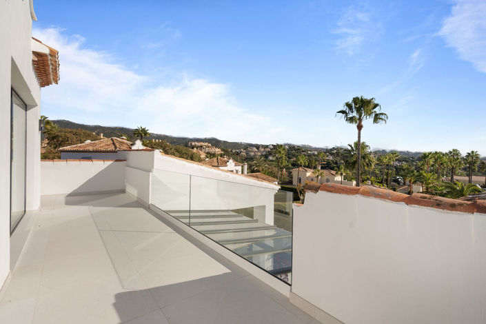 Image No.14-4 Bed Villa for sale