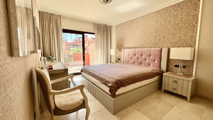 Image No.35-3 Bed Townhouse for sale