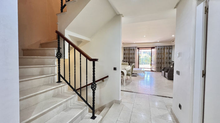 Image No.42-3 Bed Townhouse for sale