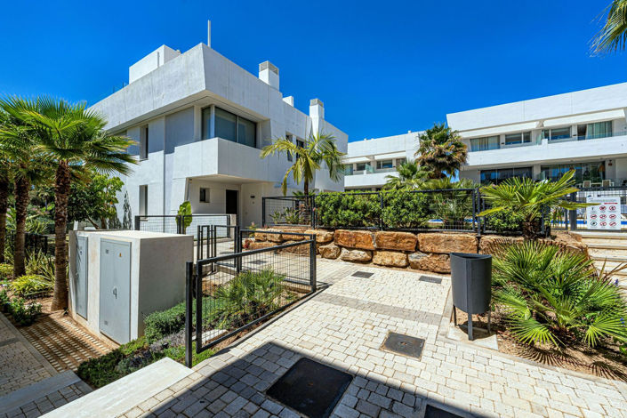 Image No.47-4 Bed Townhouse for sale