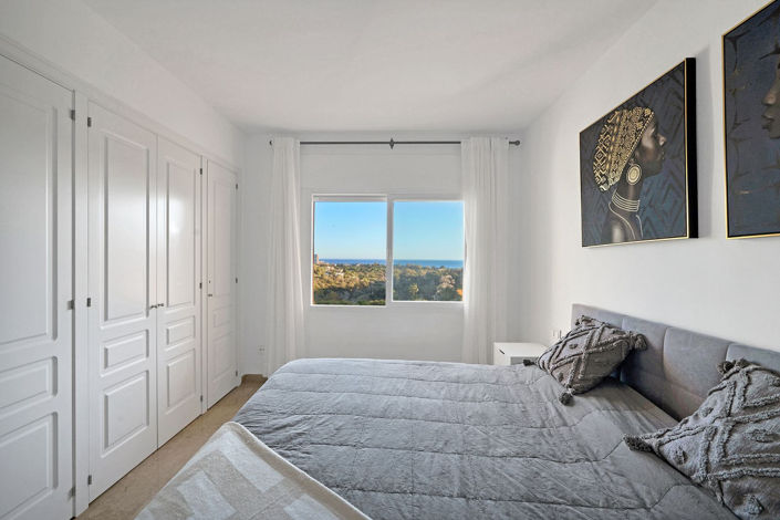 Image No.8-2 Bed Apartment for sale