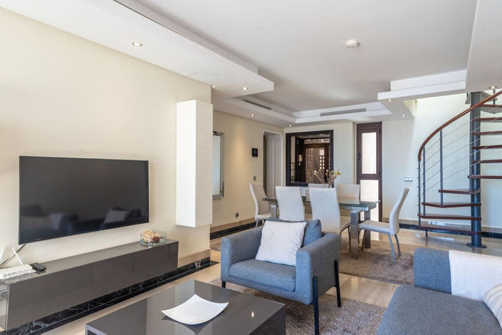 Image No.8-2 Bed Apartment for sale