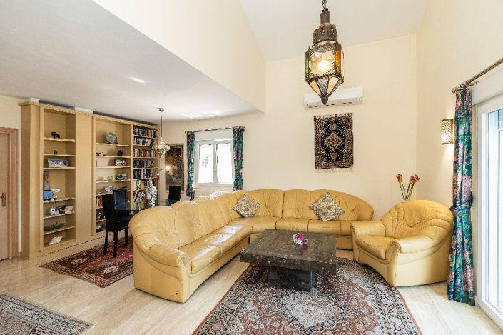 Image No.21-3 Bed Villa for sale