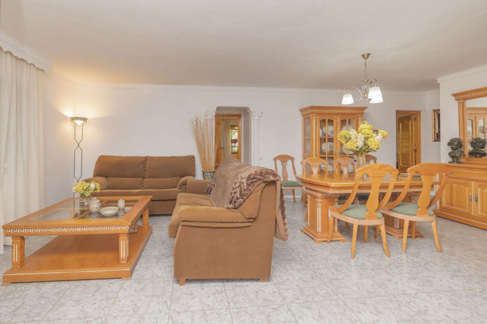 Image No.18-3 Bed Villa for sale