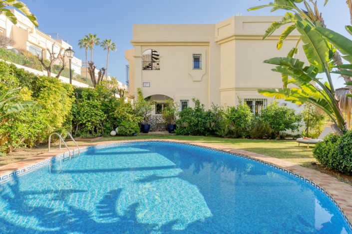 Image No.11-3 Bed Townhouse for sale