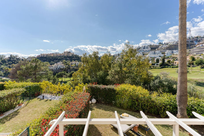 Image No.18-3 Bed Townhouse for sale