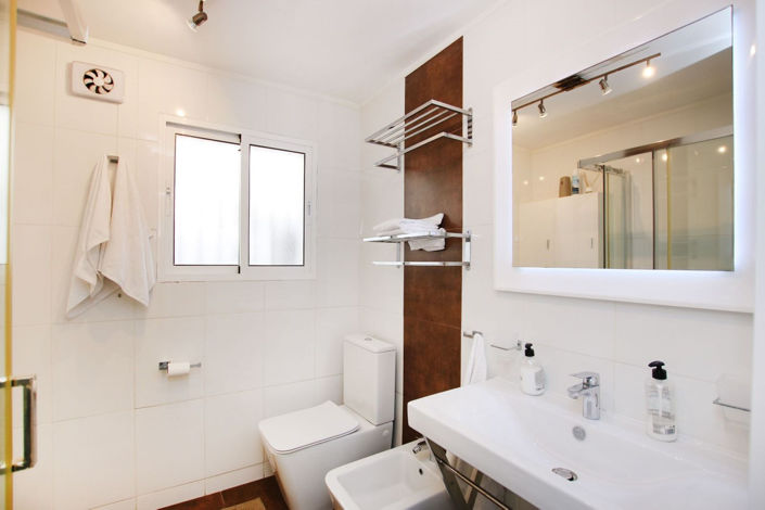 Image No.35-4 Bed Duplex for sale