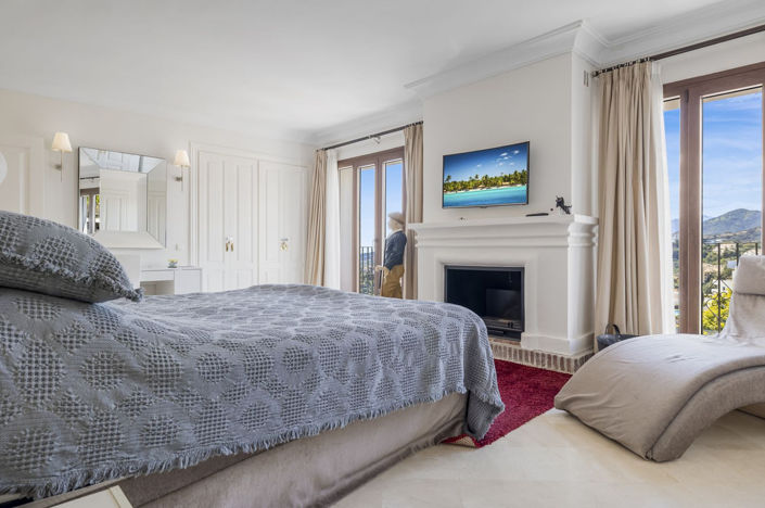 Image No.8-5 Bed Apartment for sale