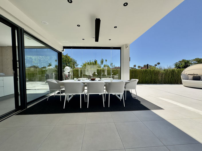 Image No.17-4 Bed Villa for sale