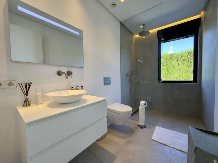 Image No.31-4 Bed Villa for sale