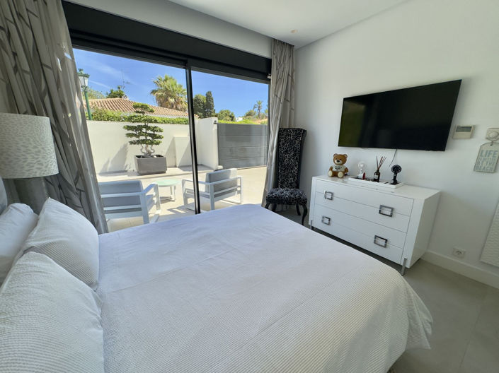 Image No.37-4 Bed Villa for sale