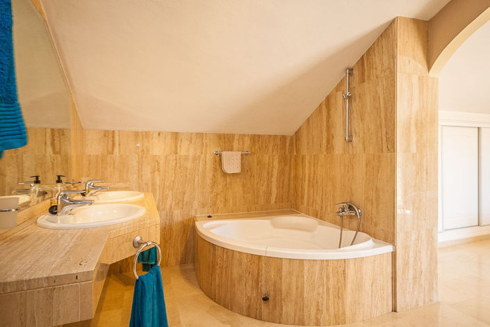 Image No.13-2 Bed Penthouse for sale