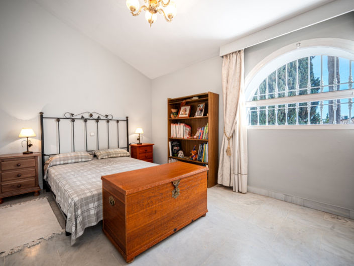 Image No.15-3 Bed Townhouse for sale