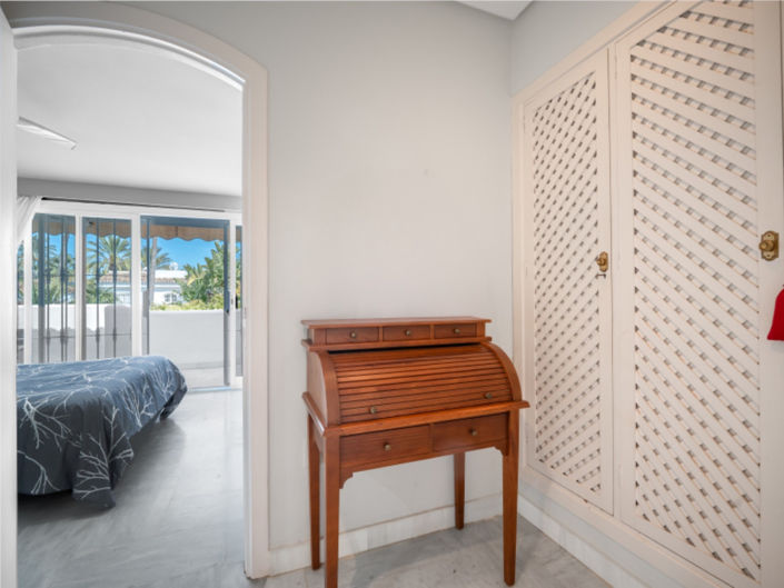 Image No.32-3 Bed Townhouse for sale