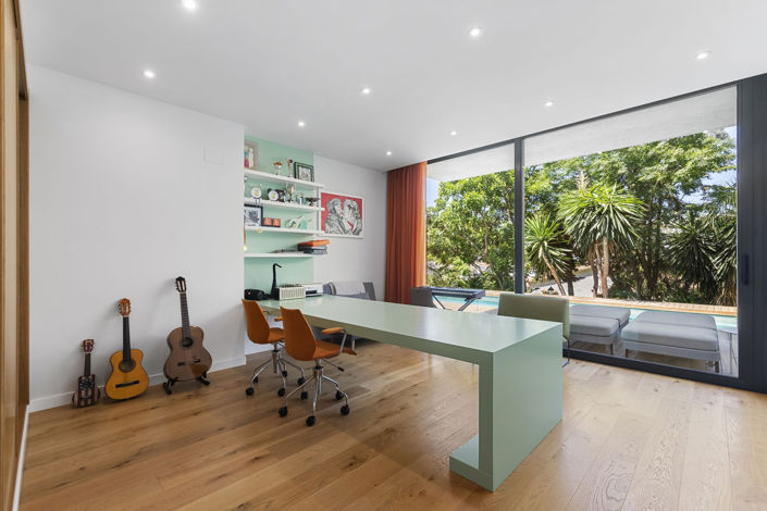 Image No.9-6 Bed Villa for sale