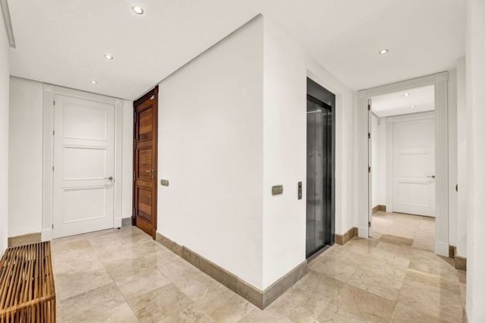 Image No.18-3 Bed Apartment for sale