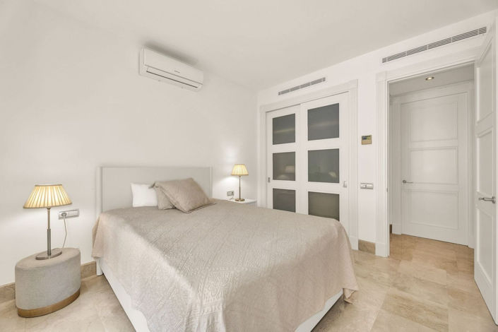 Image No.23-3 Bed Apartment for sale