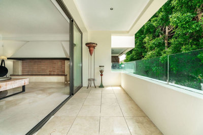 8-e64a9055bba3e77ac8aca3b893cdf826