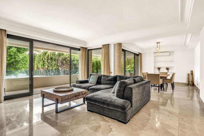 Image No.9-3 Bed Apartment for sale