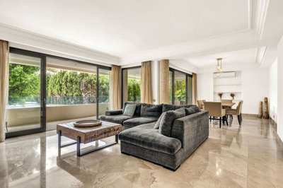 9-467d0cee5b725f3ef65f102a0c2e69c0