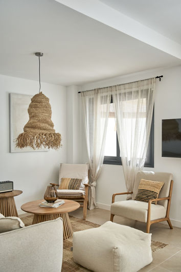 Image No.12-3 Bed Townhouse for sale