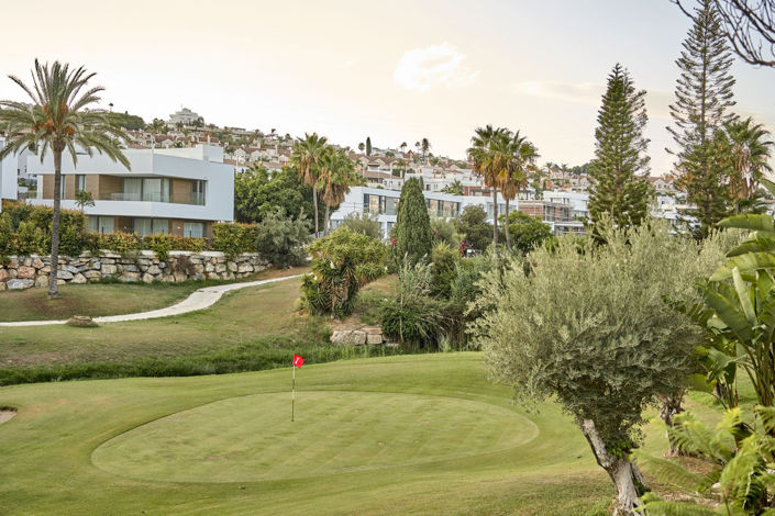 Image No.34-3 Bed Townhouse for sale