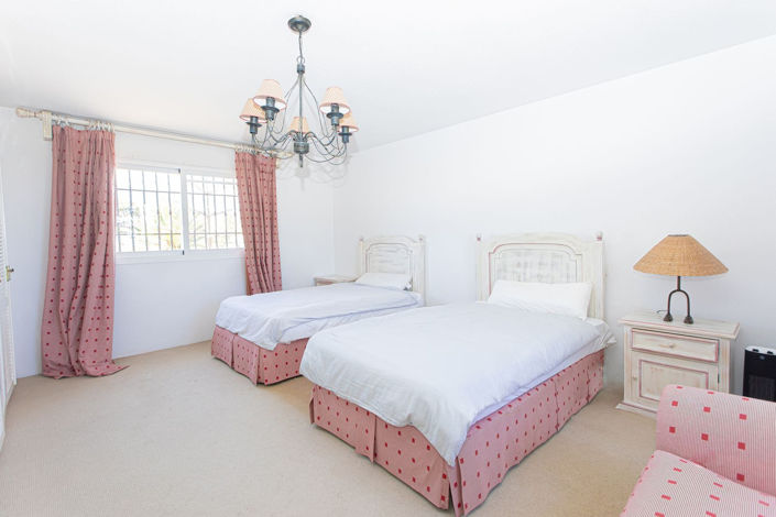 Image No.26-8 Bed Villa for sale