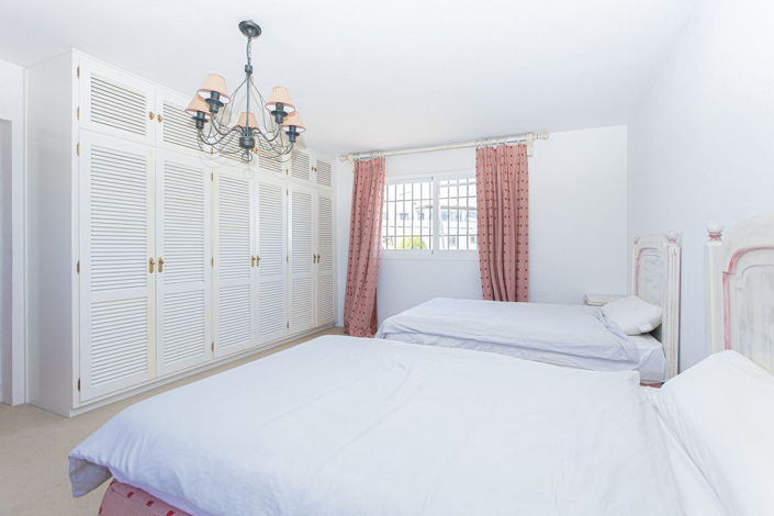 Image No.27-8 Bed Villa for sale