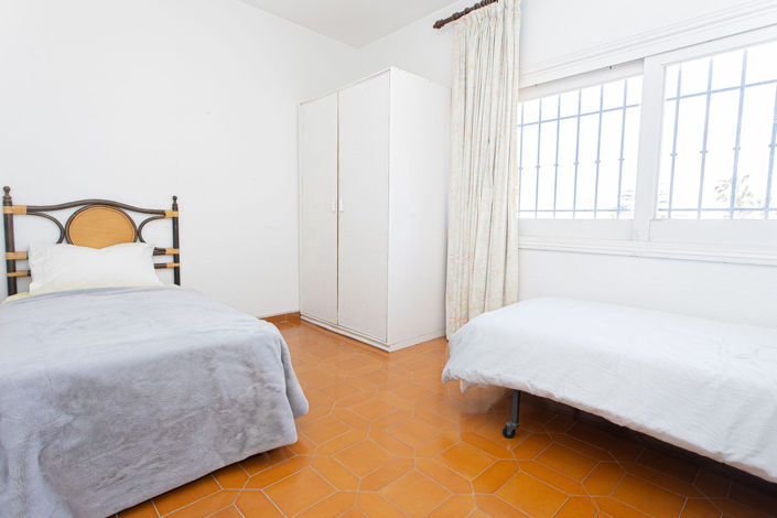 Image No.29-8 Bed Villa for sale