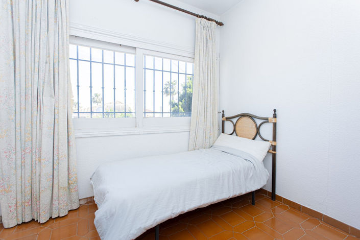 Image No.30-8 Bed Villa for sale