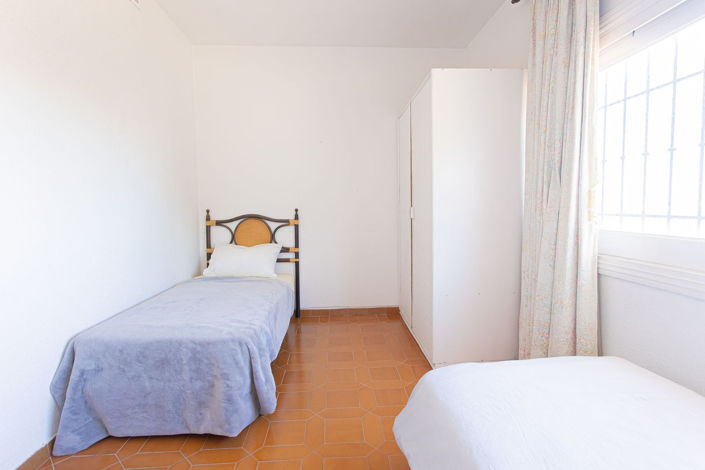 Image No.31-8 Bed Villa for sale