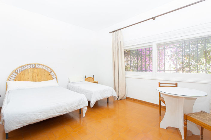 Image No.34-8 Bed Villa for sale